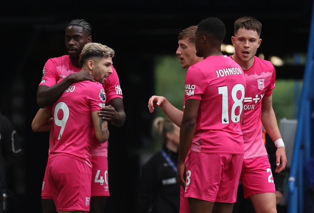 霍芬海姆主帥忙著澄清傳聞 是對球隊還是對傳聞更上心.